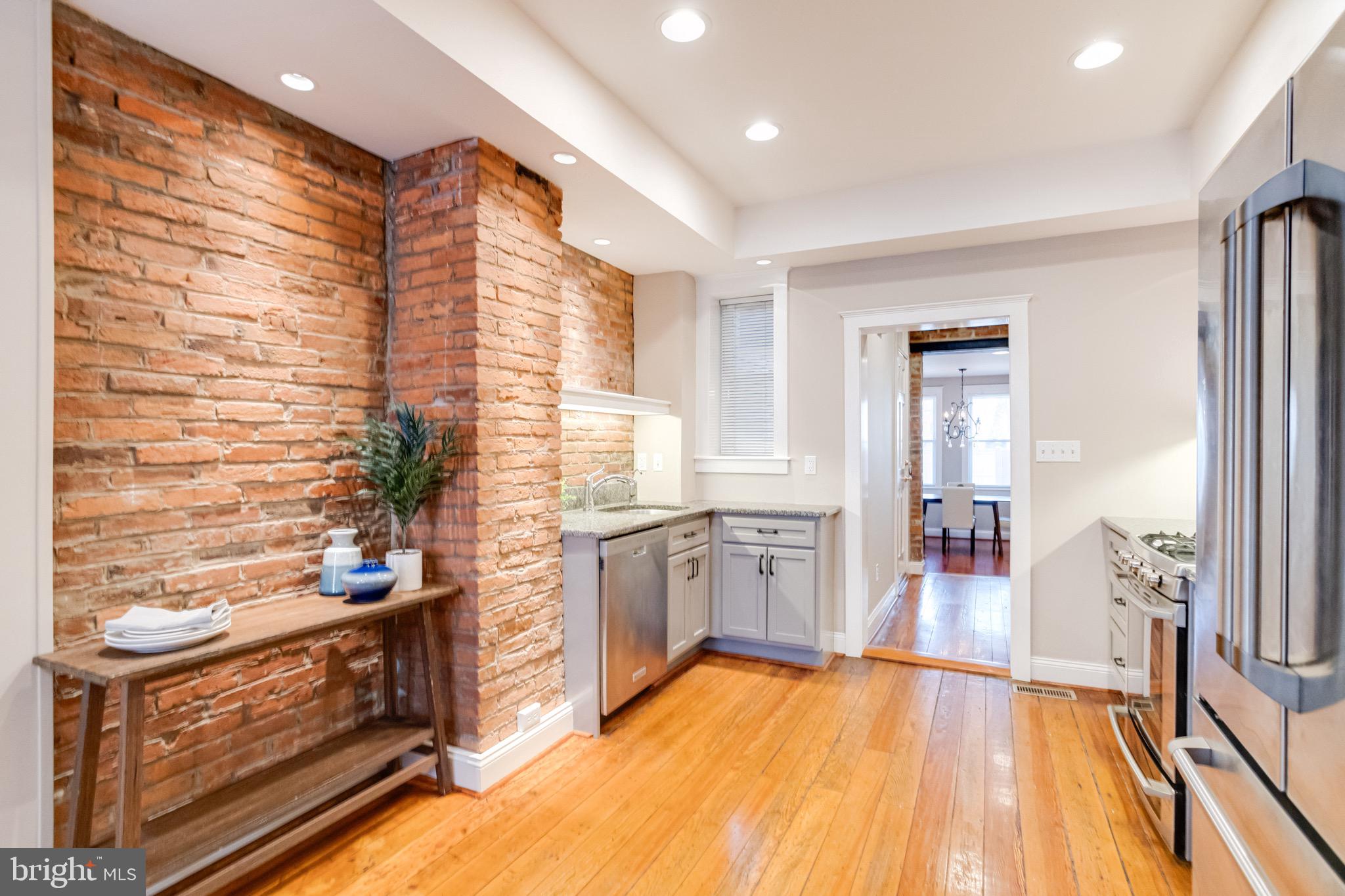 1209 Riverside Avenue Baltimore, MD 21230 - Photo 14 of 65