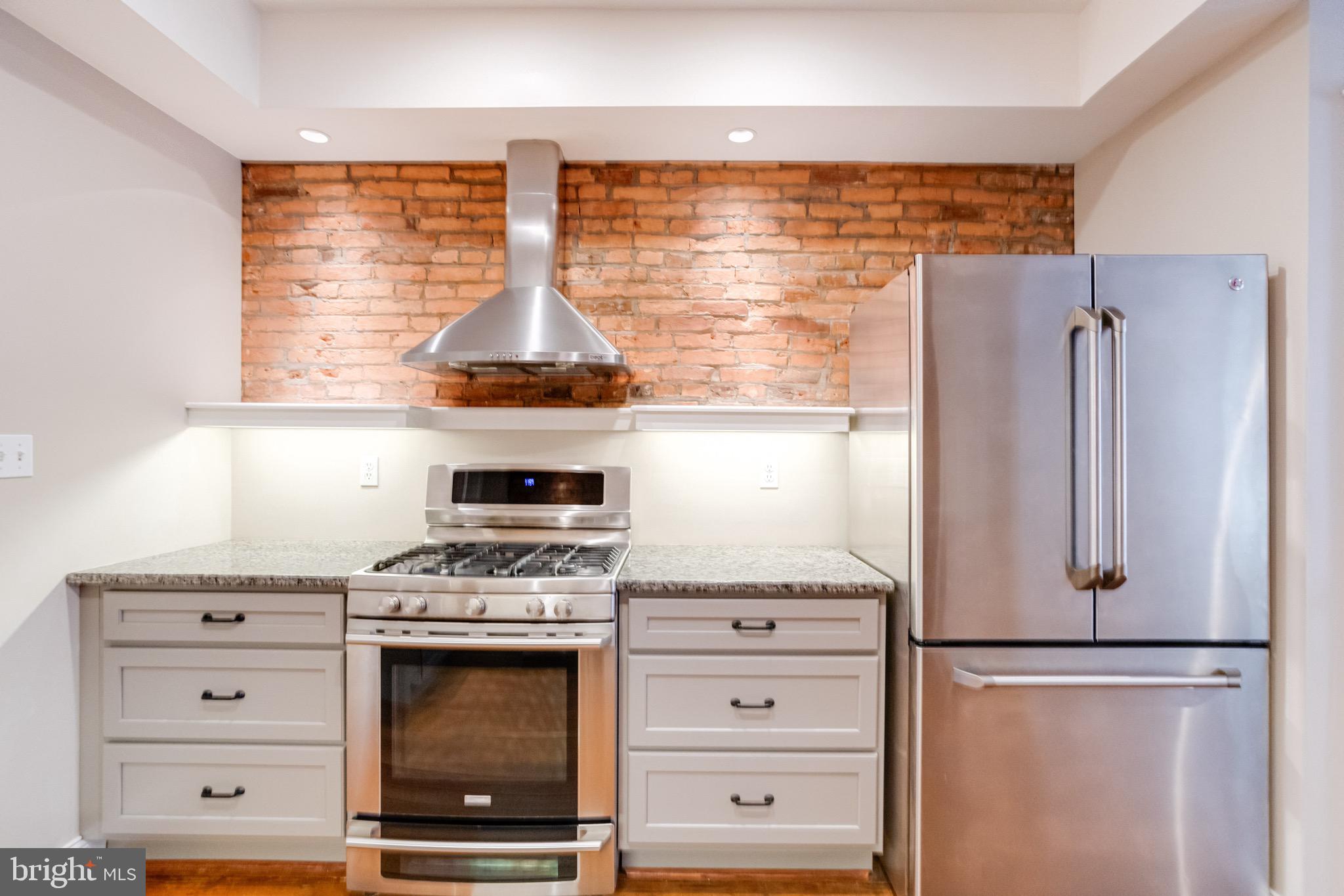 1209 Riverside Avenue Baltimore, MD 21230 - Photo 19 of 65
