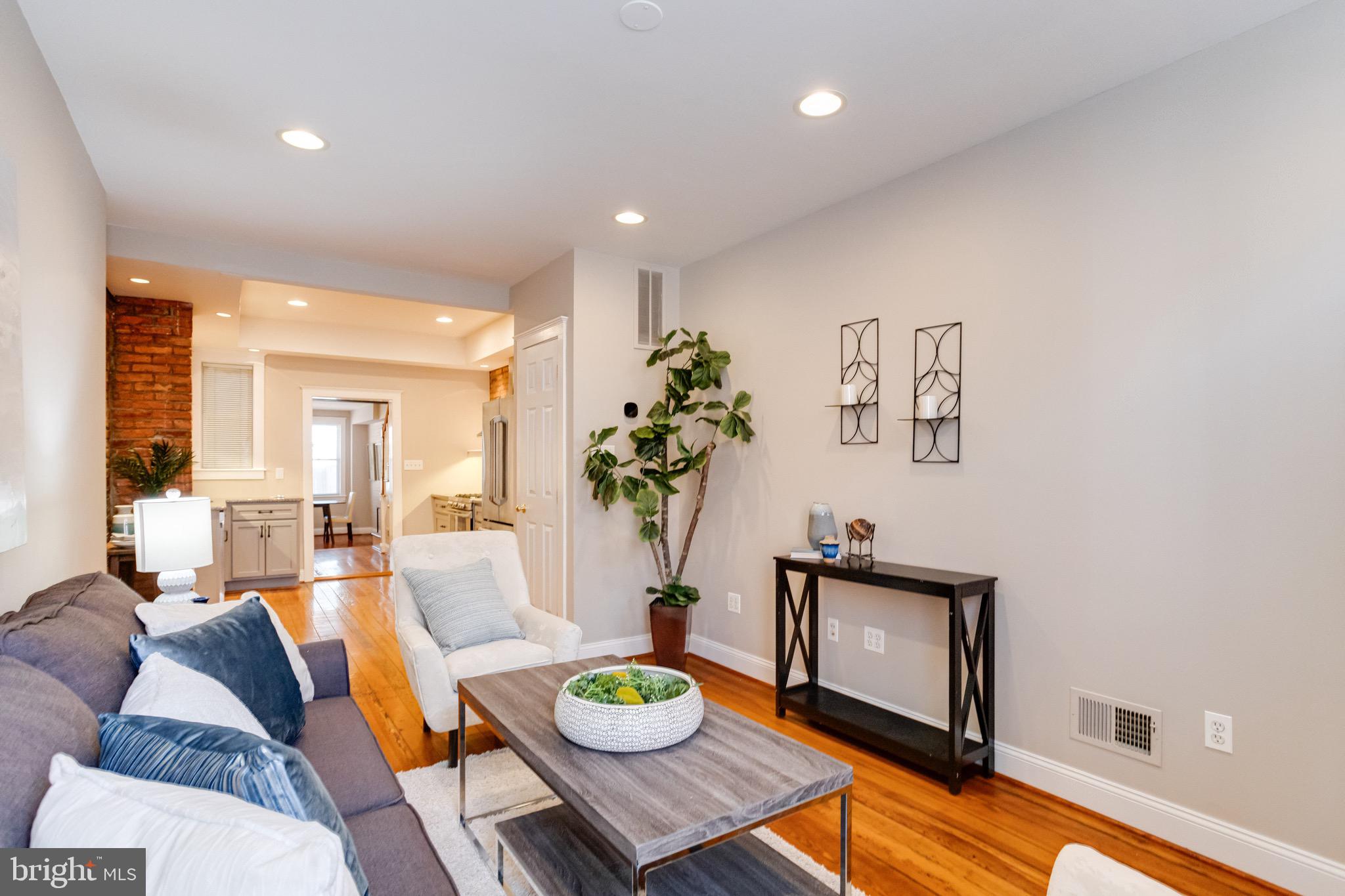 1209 Riverside Avenue Baltimore, MD 21230 - Photo 6 of 65