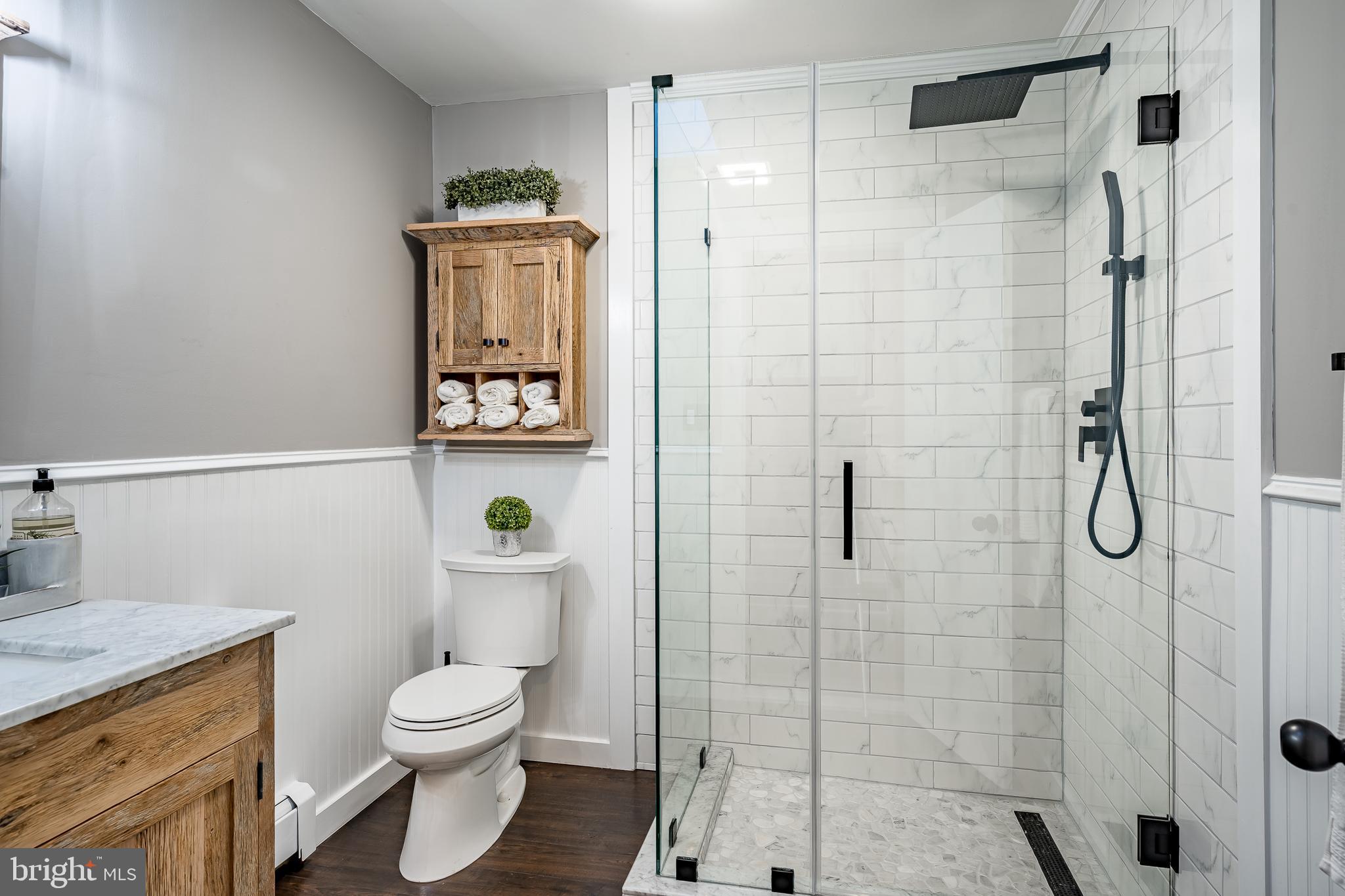 33 Little Road Perkiomenville, PA 18074 - Photo 20 of 52 1st floor totally remodeled bathroom