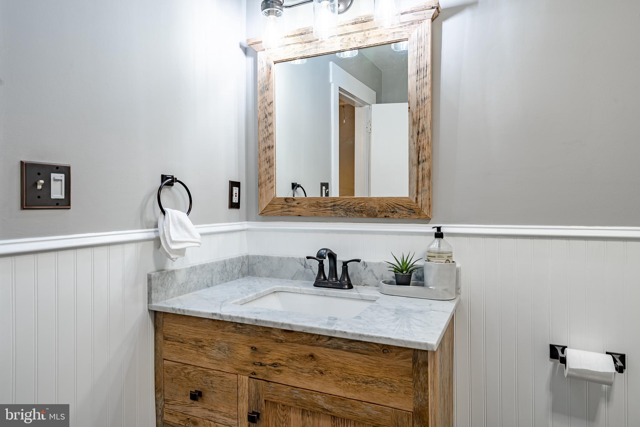33 Little Road Perkiomenville, PA 18074 - Photo 21 of 52 1st floor totally remodeled bathroom