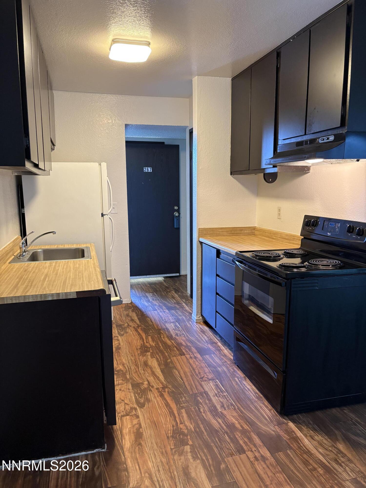 4608 Neil Road, Unit 267 Reno, NV 89502 - Photo 3 of 18 IMG_5677