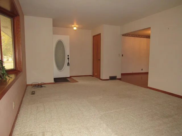 $284,500 | 6 Lakeview Drive, Fulda, MN 56131