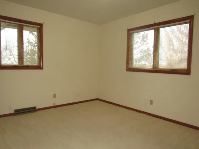 $284,500 | 6 Lakeview Drive, Fulda, MN 56131