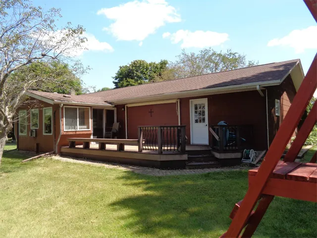 $284,500 | 6 Lakeview Drive, Fulda, MN 56131