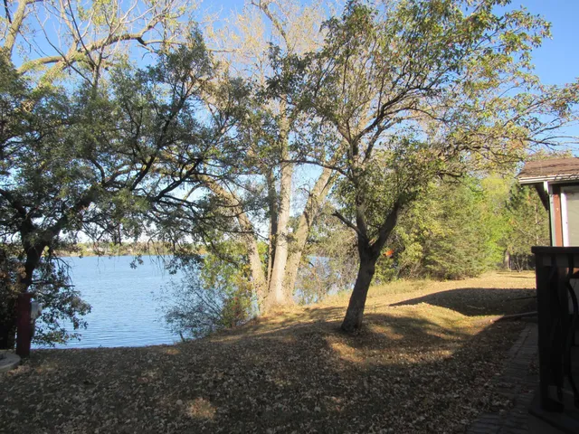 $284,500 | 6 Lakeview Drive, Fulda, MN 56131