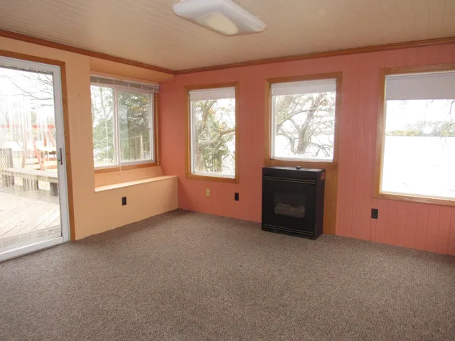 $284,500 | 6 Lakeview Drive, Fulda, MN 56131