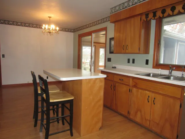 $284,500 | 6 Lakeview Drive, Fulda, MN 56131