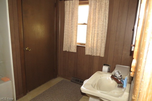 2268 North Ridge Road Elyria, OH 44035 - Photo 16 of 16 2nd Bathroom View