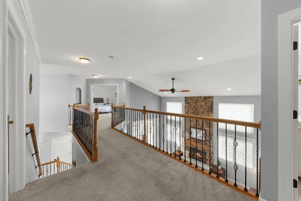 $635,000 | 621 Western Drive, North Aurora, IL 60542