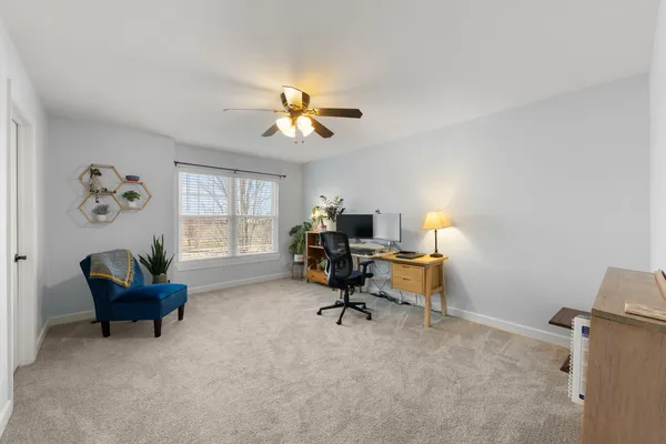 $635,000 | 621 Western Drive, North Aurora, IL 60542