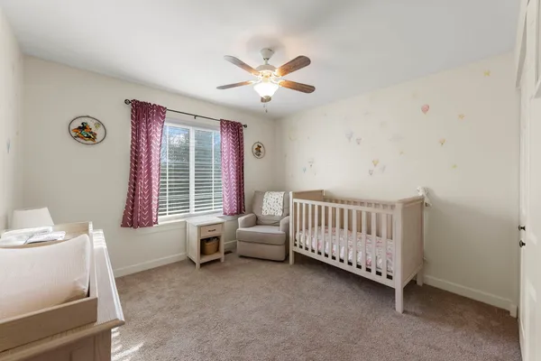 $635,000 | 621 Western Drive, North Aurora, IL 60542