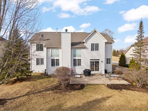 $635,000 | 621 Western Drive, North Aurora, IL 60542