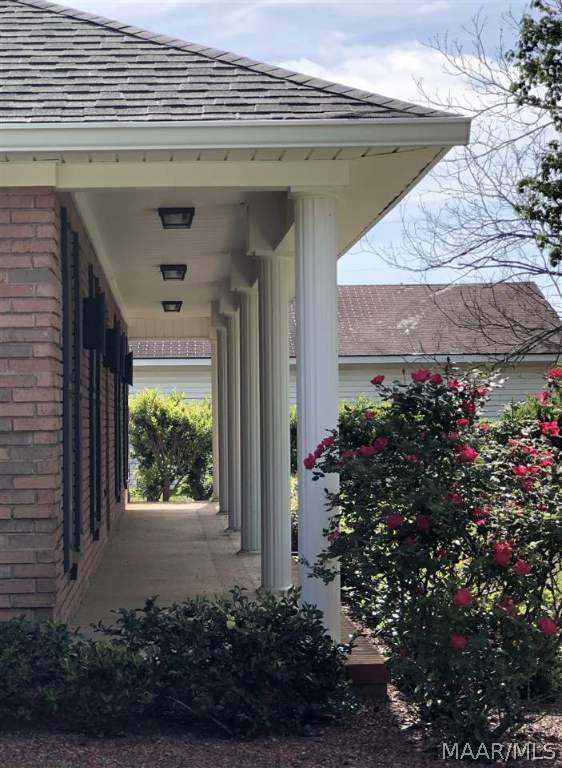 402 Rebecca Road Headland, AL 36345 - Photo 35 of 36 Gallery Image 35