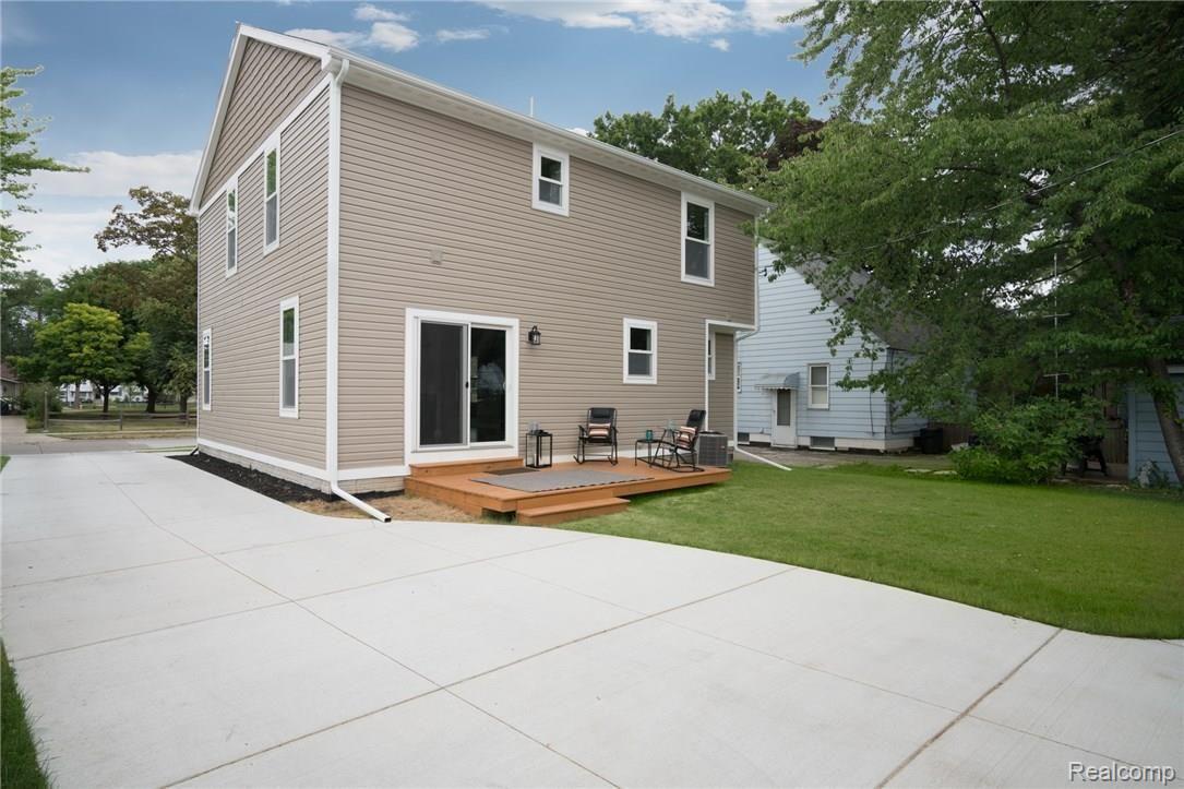 1411 Columbia Road Berkley, MI 48072 - Photo 27 of 31 DSC02965-Edit.jpg