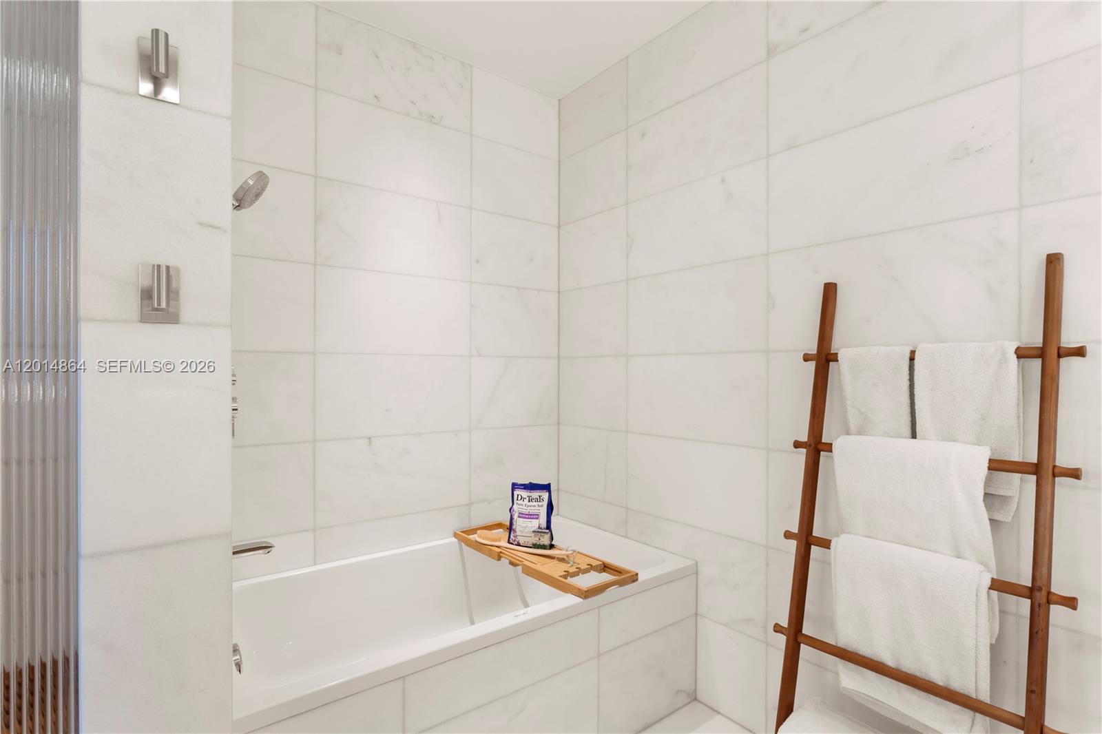 500 Alton Road, Unit 1601 Miami Beach, FL 33139 - Photo 8 of 20