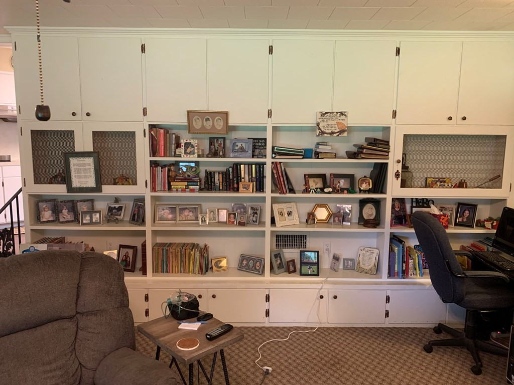 402 Laurel Street McComb, MS 39648 - Photo 11 of 24 Photo 11