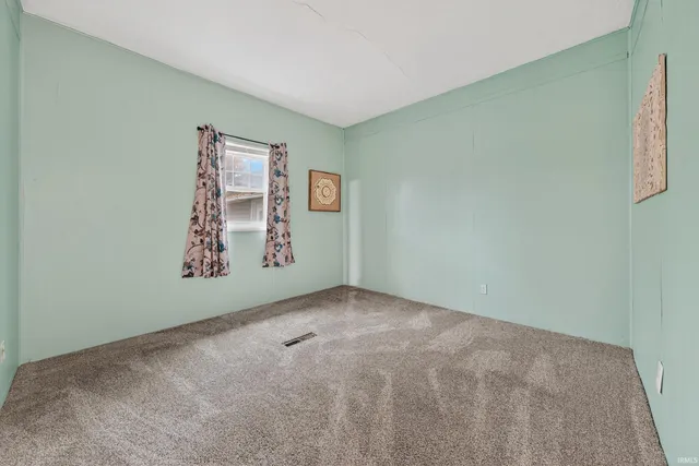 $329,900 | 807 South Franklin Street, Winamac, IN 46996