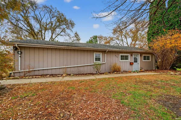 $309,807 | 807 South Franklin Street, Winamac, IN 46996