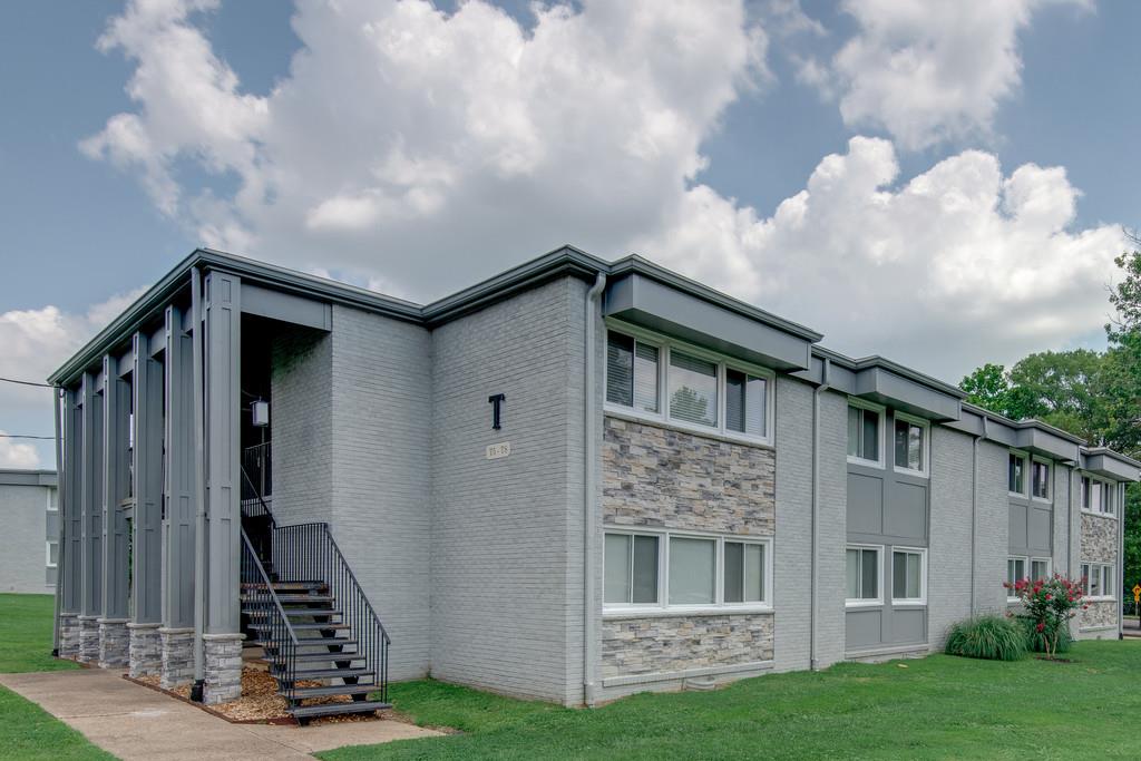 1900 Richard Jones Road, Unit T 8 Nashville, TN 37215 - Photo 2 of 11