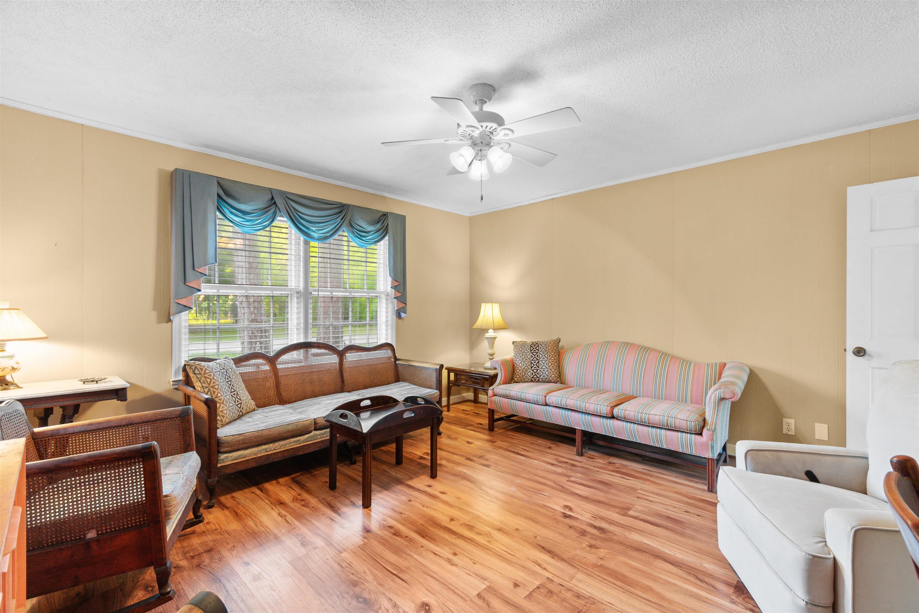 106 Jessamine Road Andrews, SC 29510 - Photo 15 of 42