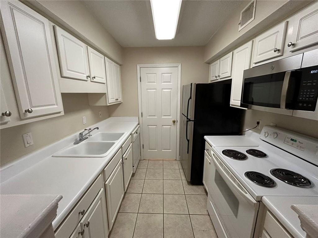 1016 Wingate Way Atlanta, GA 30350 - Photo 11 of 20