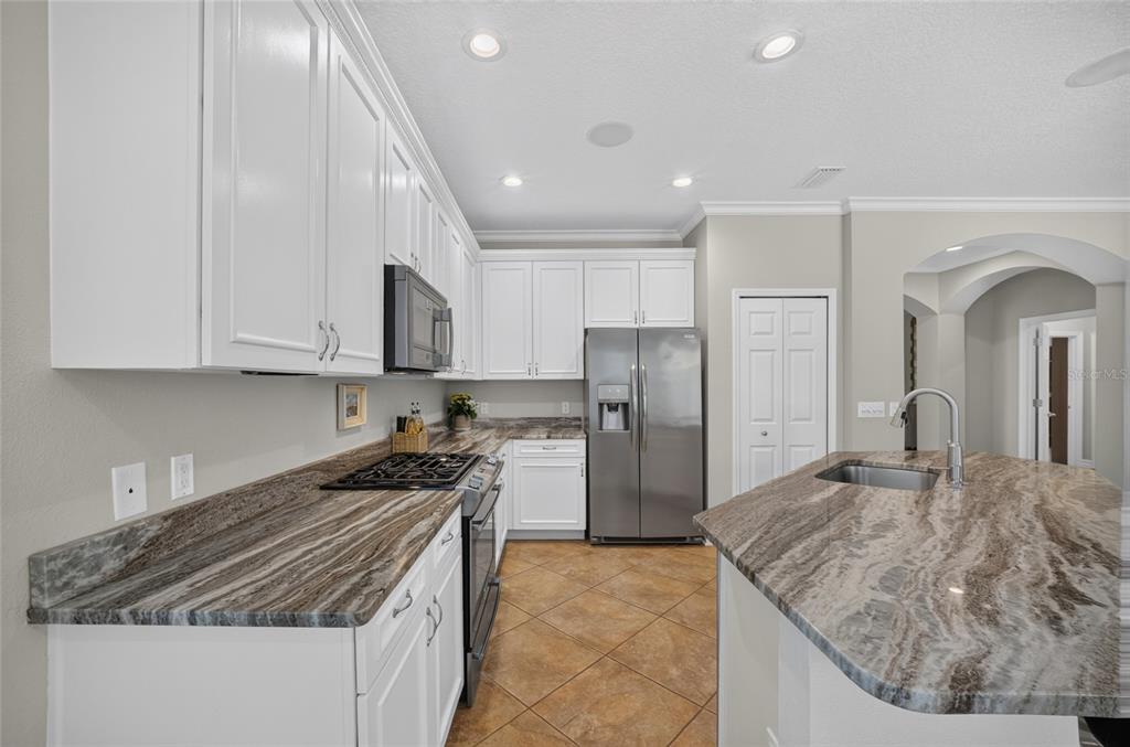 6587 Old Carriage Road Winter Garden, FL 34787 - Photo 12 of 85