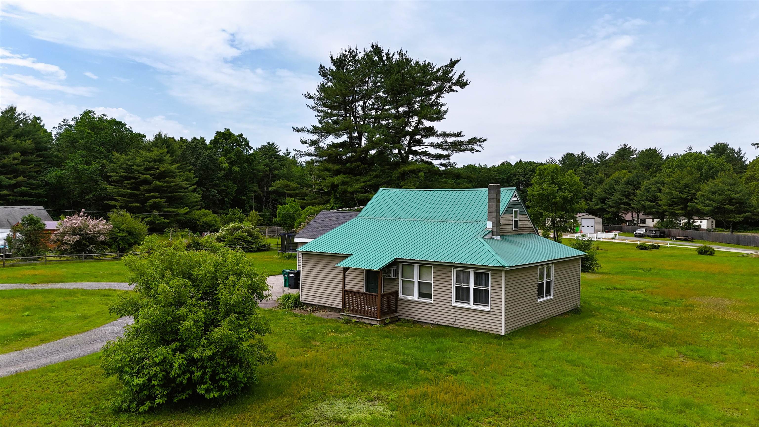 625 Plain Road Hinsdale, NH 03451 - Photo 1 of 29 Gallery Image 1