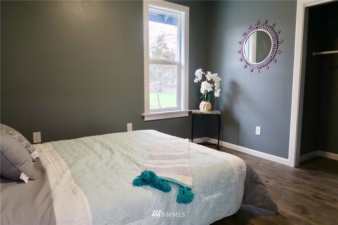 3605 Talbot Road South Renton, WA 98055 - Photo 11 of 24