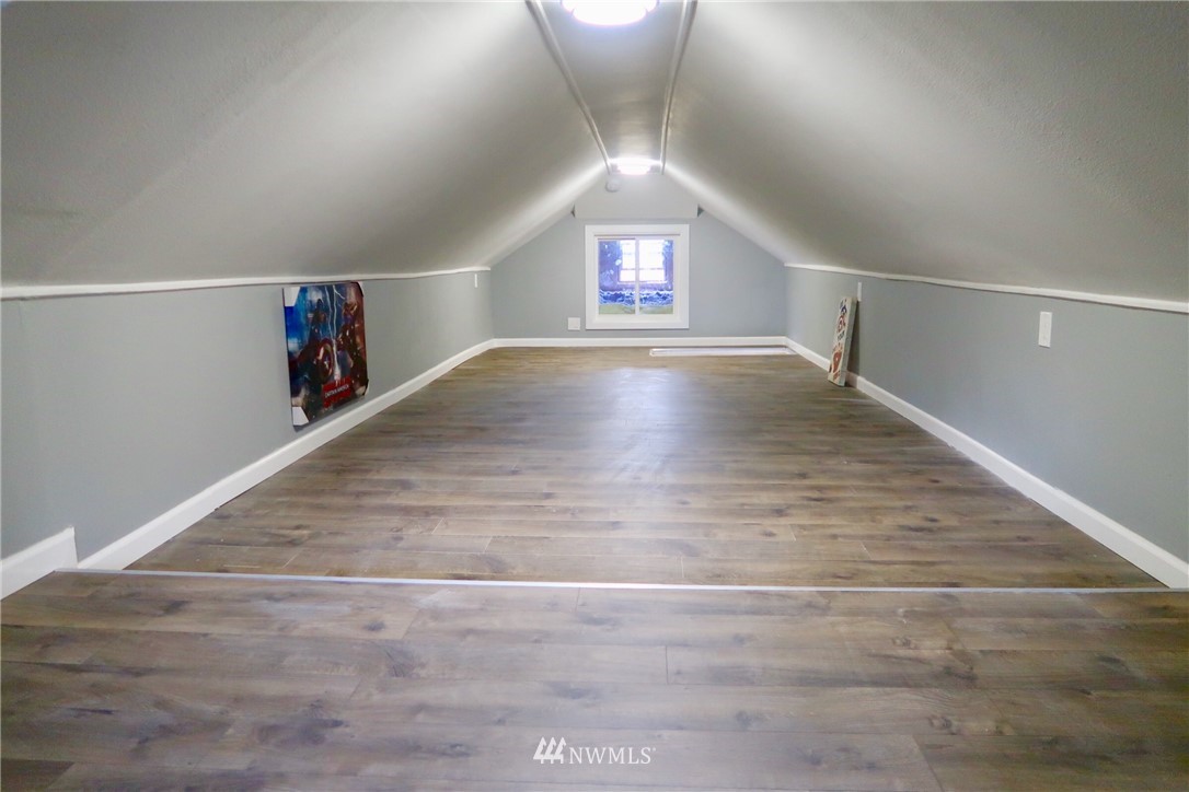 3605 Talbot Road South Renton, WA 98055 - Photo 20 of 24