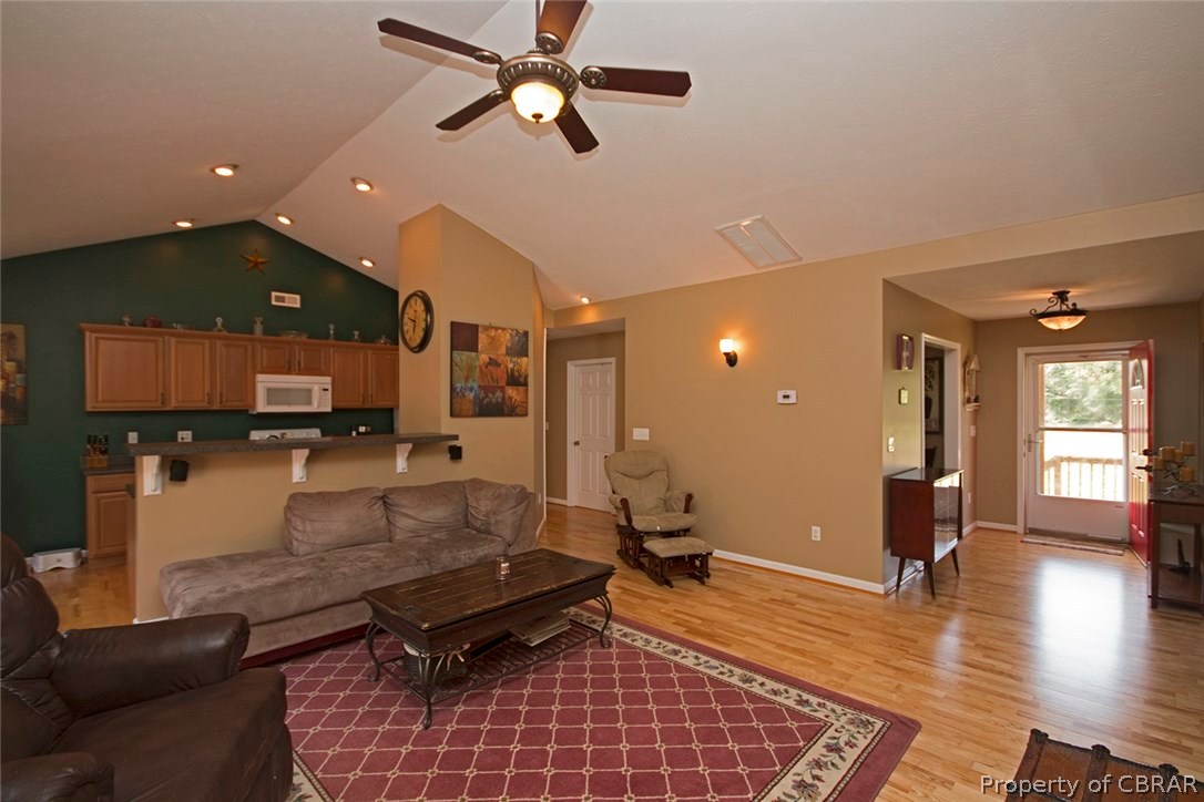 639 Aarons Bch Road Diggs, VA 23045 - Photo 10 of 28