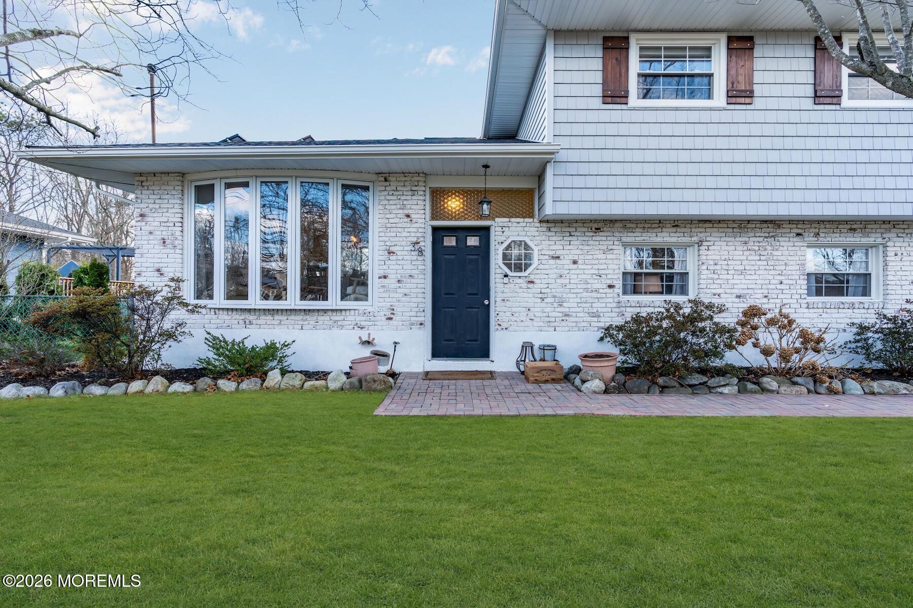 38 Alan Terrace Howell, NJ 07731 - Photo 3 of 39 10-web-or-mls-DSC01376-1