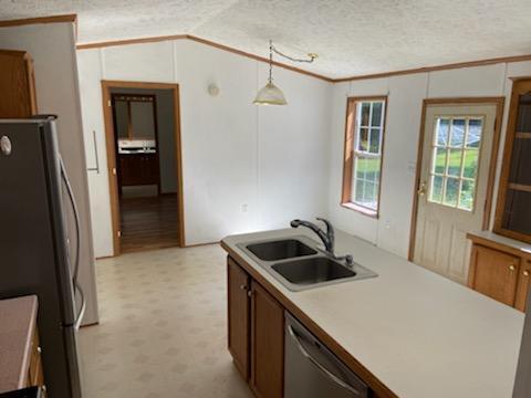 2231 Middle Road Sidney, ME 04330 - Photo 11 of 19 Kitchen