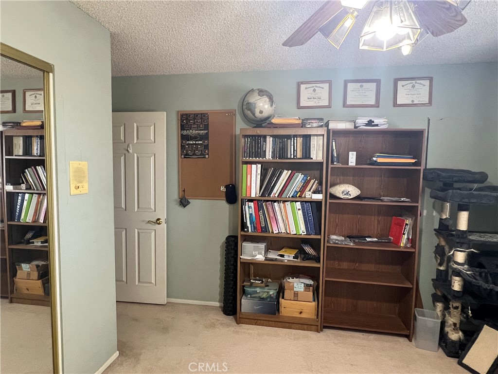 16481 Iwa Road Apple Valley, CA 92307 - Photo 14 of 73