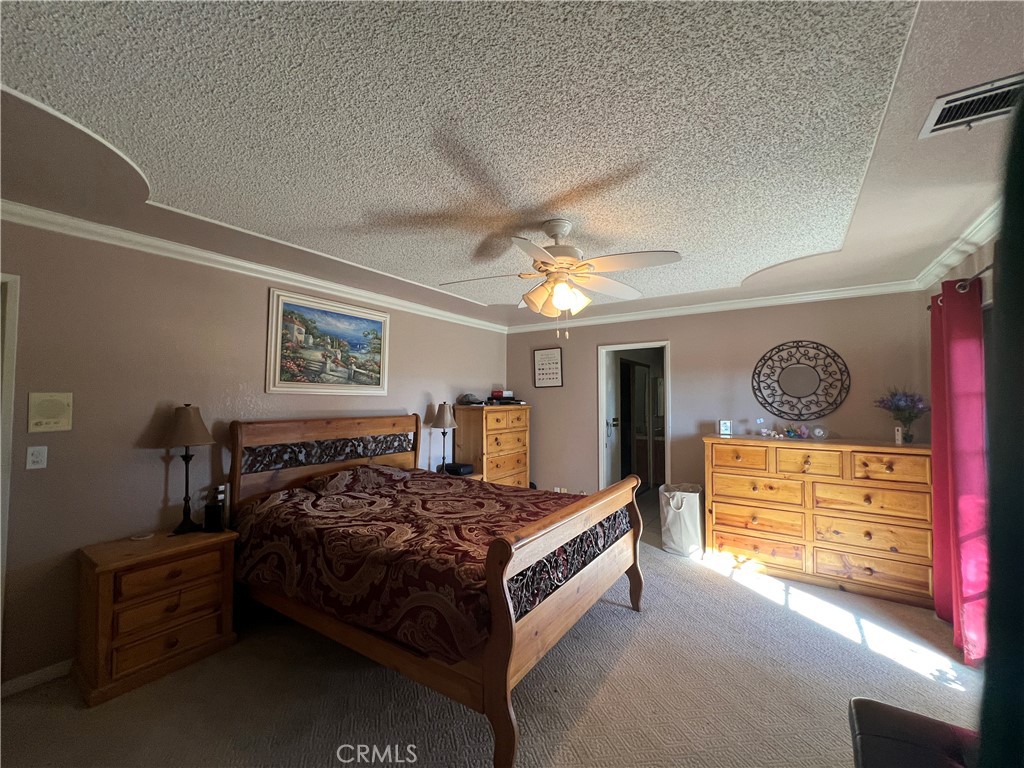 16481 Iwa Road Apple Valley, CA 92307 - Photo 16 of 73