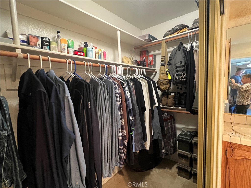 16481 Iwa Road Apple Valley, CA 92307 - Photo 20 of 73