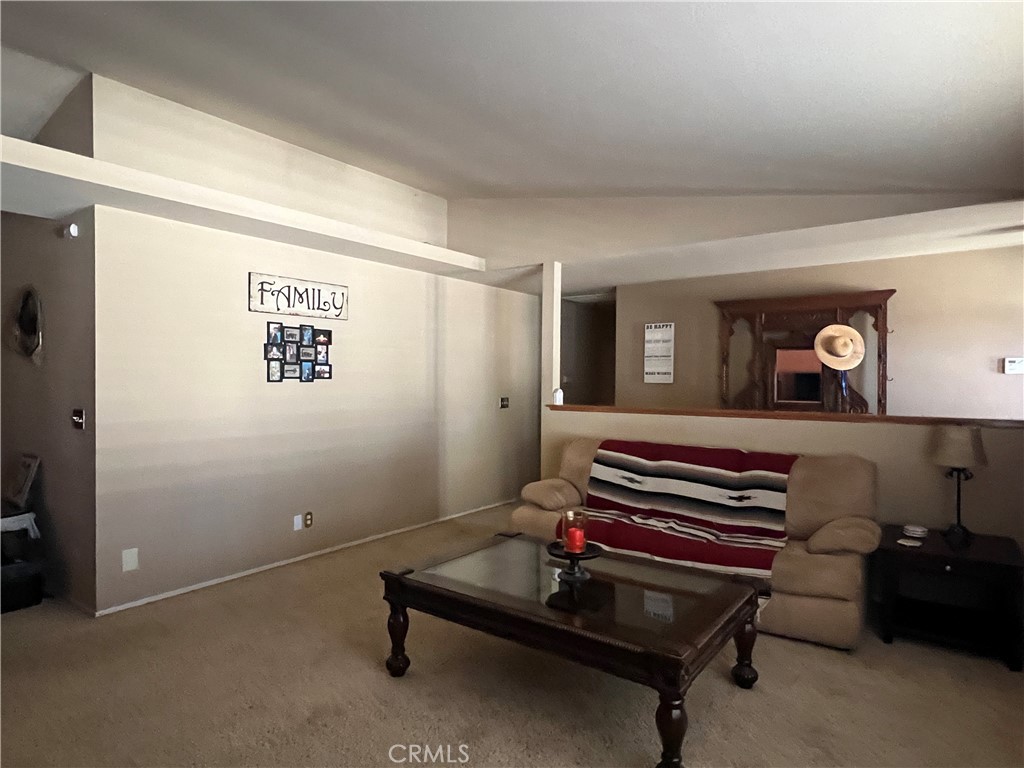 16481 Iwa Road Apple Valley, CA 92307 - Photo 3 of 73