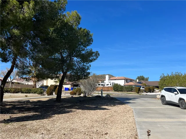 $482,500 | 16481 Iwa Road, Apple Valley, CA 92307