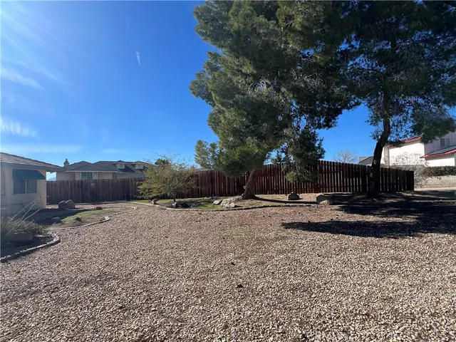 $482,500 | 16481 Iwa Road, Apple Valley, CA 92307