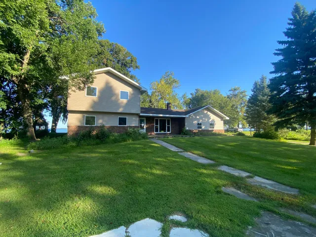 $849,000 | 21783 Statesboro Drive, Clitherall, MN 56524