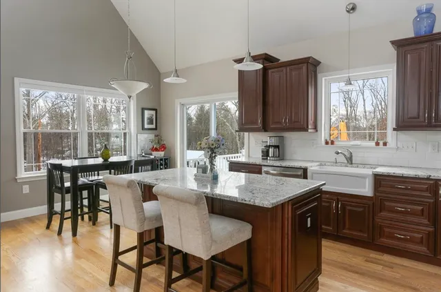 $3,500 | 9 Gulliver Avenue, Salem, NH 03079