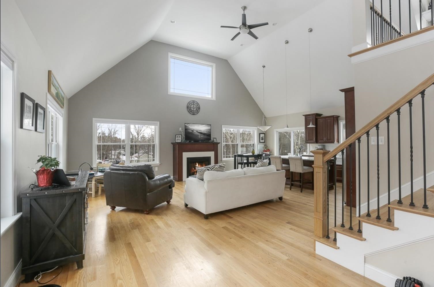 9 Gulliver Avenue Salem, NH 03079 - Photo 6 of 23