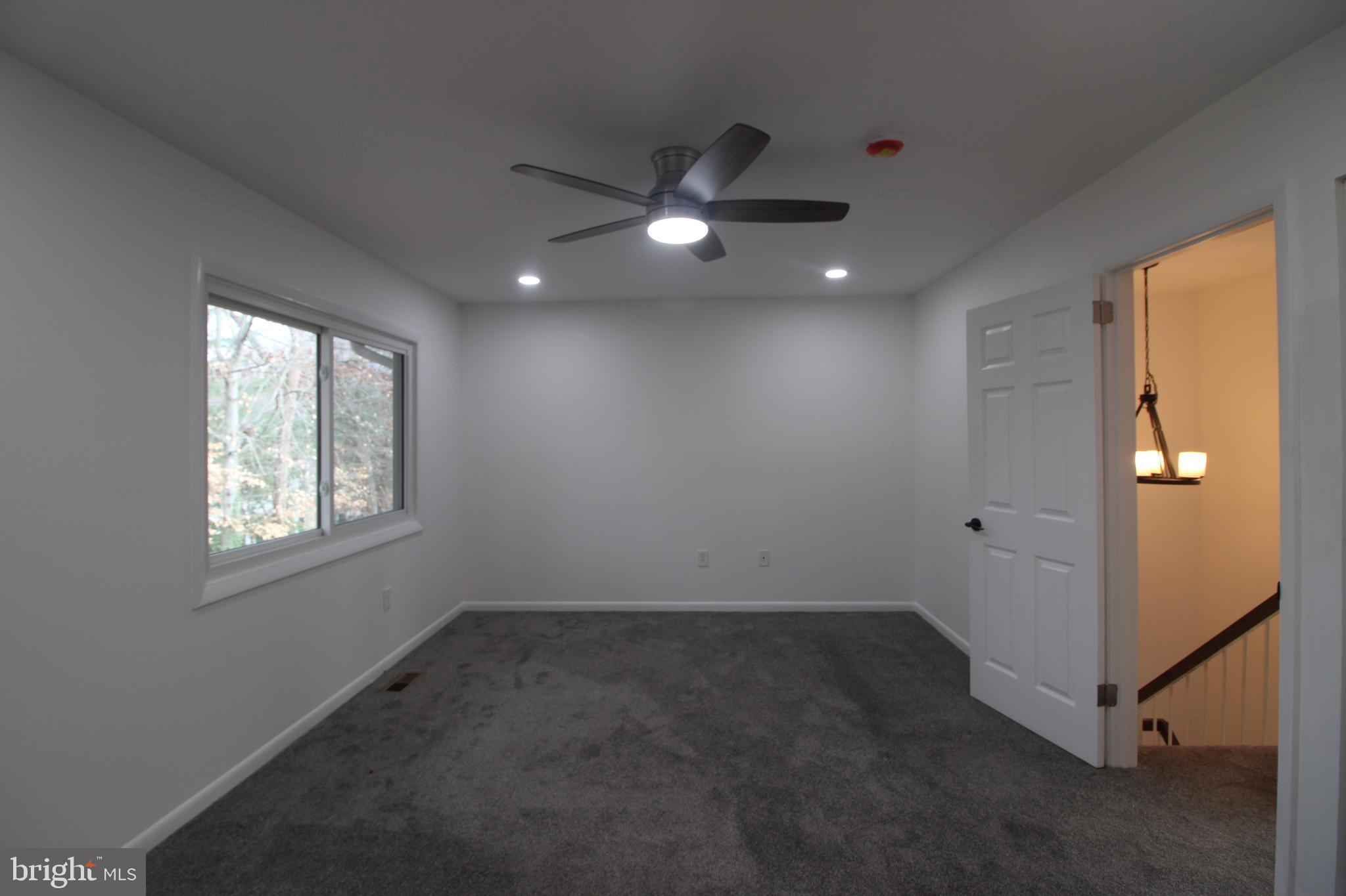3007 Mission Square Drive Fairfax, VA 22031 - Photo 12 of 13 a view of an empty room with a window
