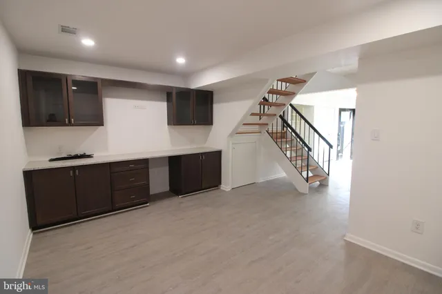 $2,997 | 3007 Mission Square Drive, Fairfax, VA 22031