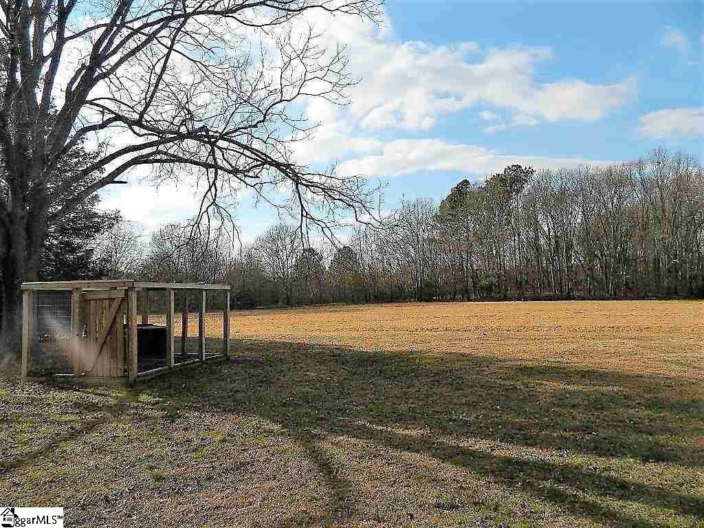 309 Due West Road Honea Path, SC 29654 - Photo 9 of 36