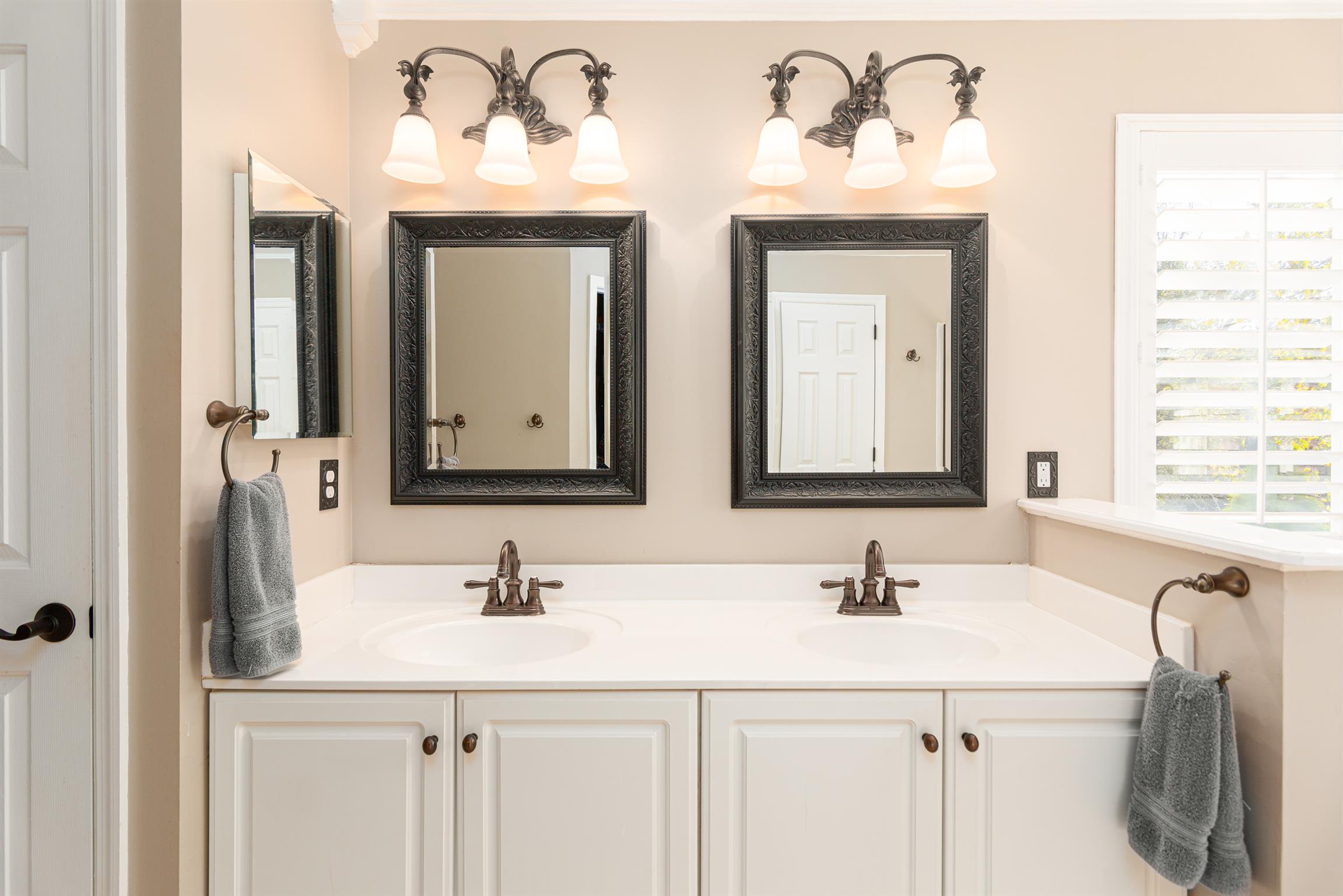605 Rutherford Lane Franklin, TN 37064 - Photo 17 of 30 Gallery Image 17