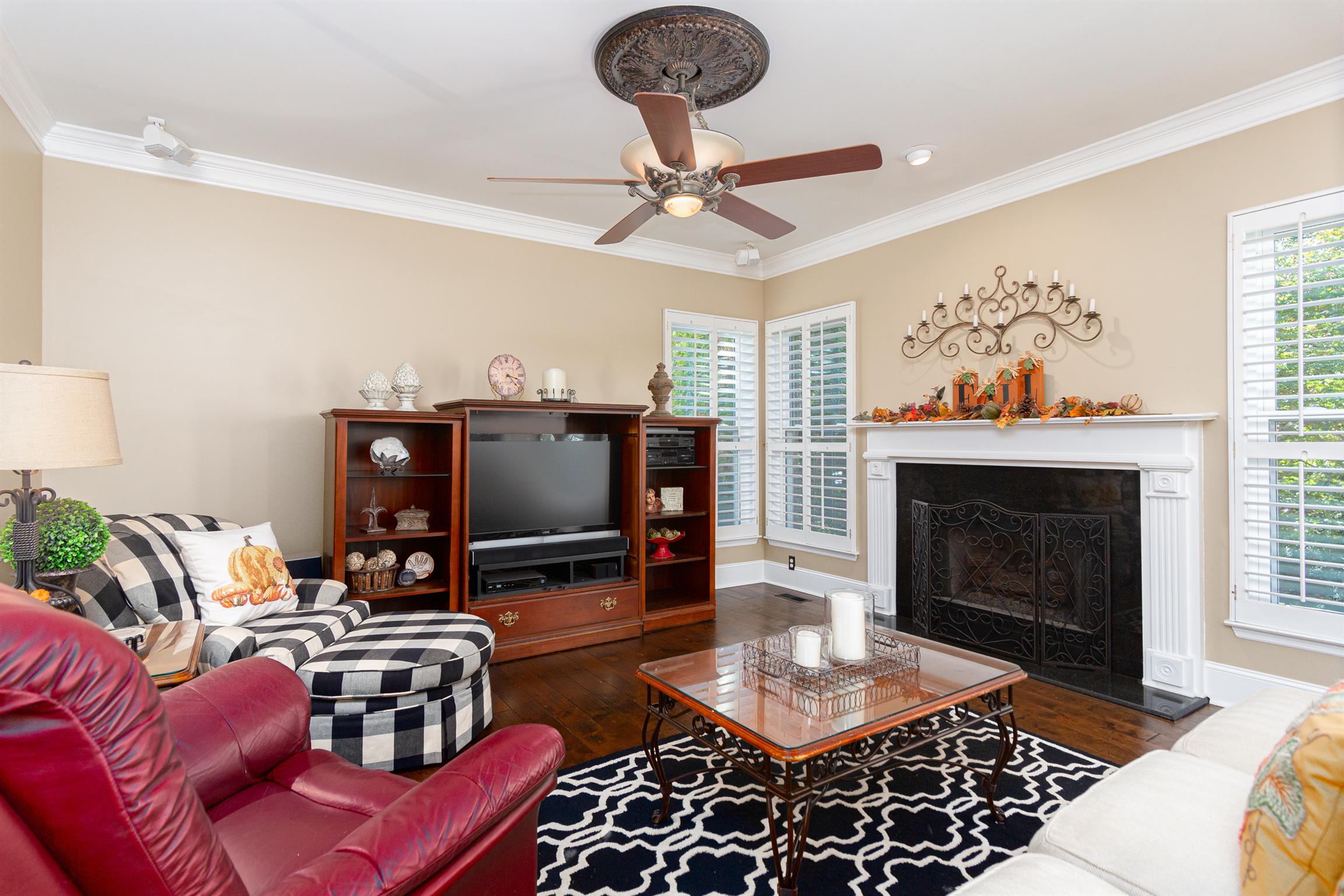 605 Rutherford Lane Franklin, TN 37064 - Photo 4 of 30 Gallery Image 4