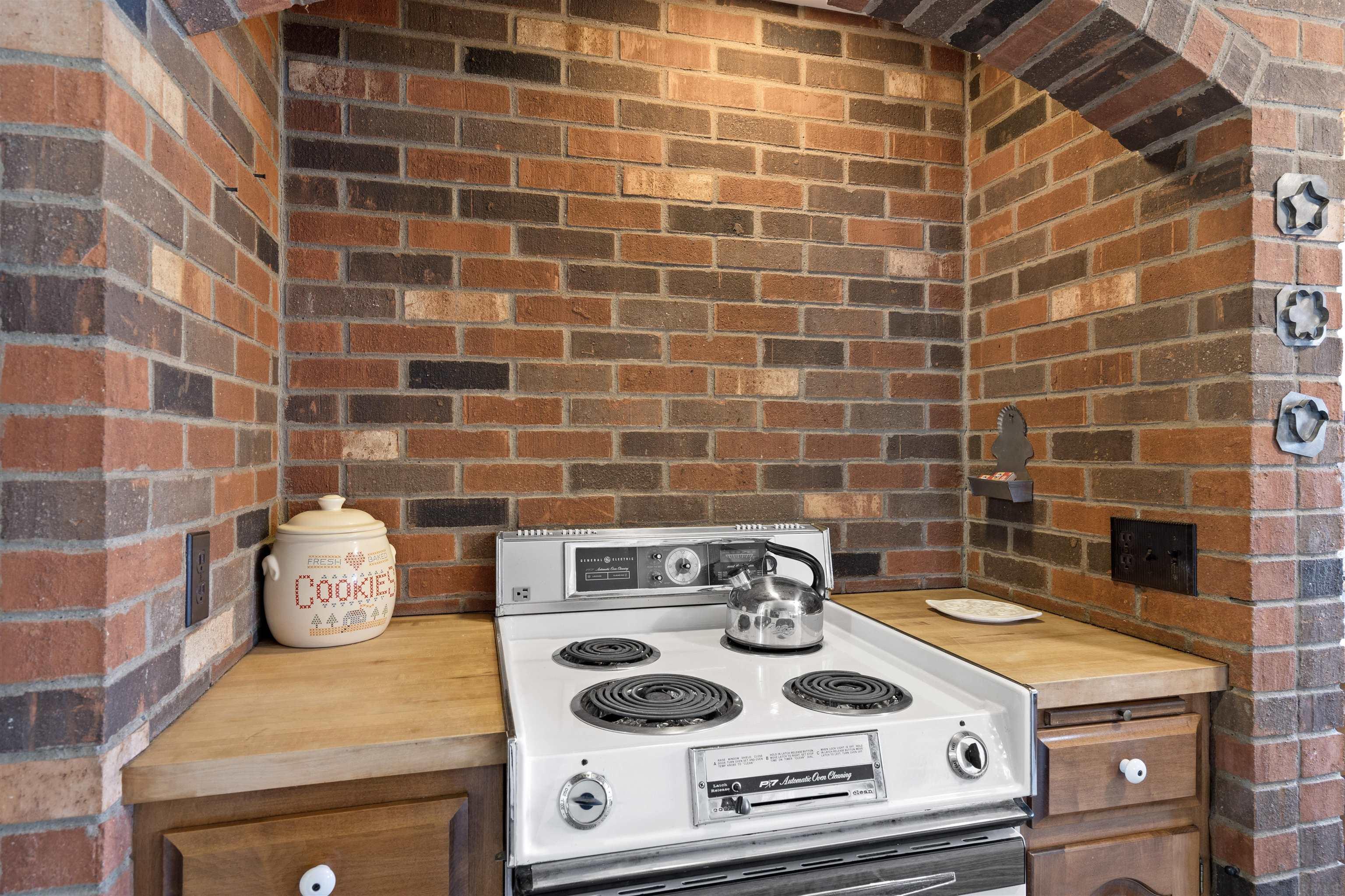 304 Adams Street Decatur, IN 46733 - Photo 21 of 36
