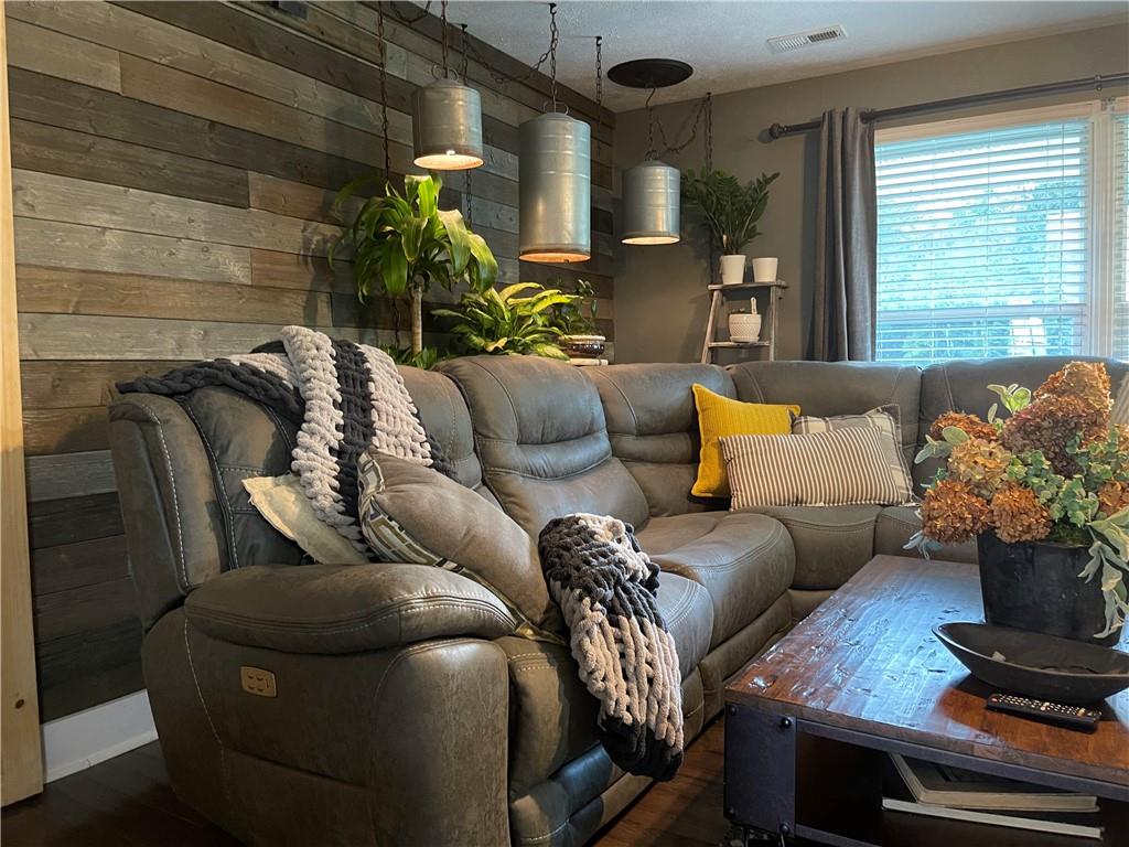 4990 Jack Morgan Road Austin, IN 47102 - Photo 4 of 43 Gallery Image 4