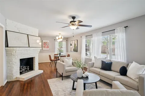 $475,000 | 2403 West Colorado Boulevard, Dallas, TX 75211